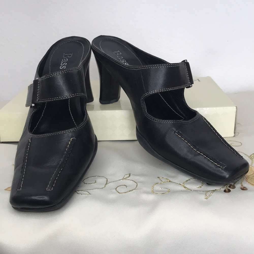 Bass 'Lena' Leather Mules / Slides 7.5
